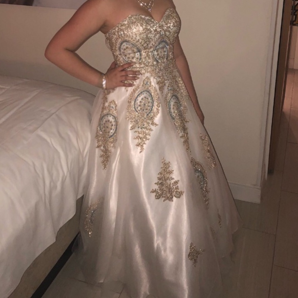 prom dress